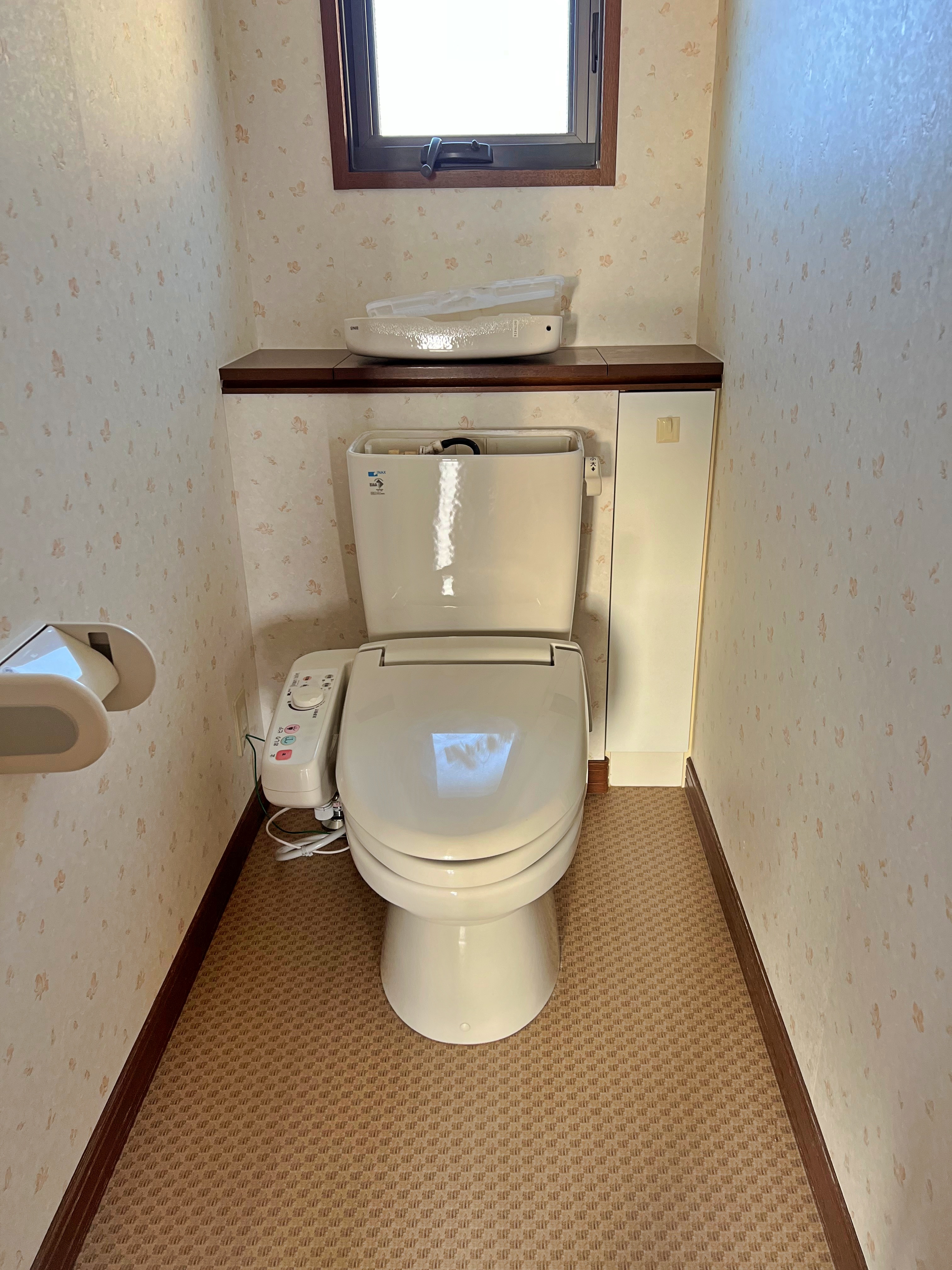 スタイリッシュなデザインのトイレになりました